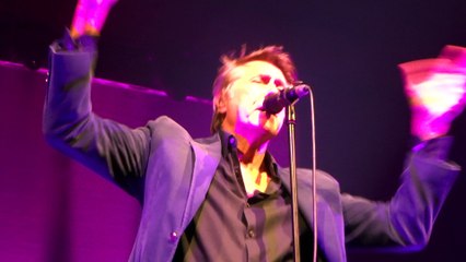 Bryan Ferry "Love Is The Drug" & "Virginia Plain" live Capitole Gent Belgium 13 Oct 2016