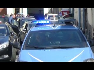 下载视频: Traffico di droga tra Napoli e Salerno, sei arresti (26.04.17)