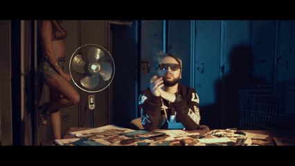 Floja ft. Overlord - Champions (Official Video)