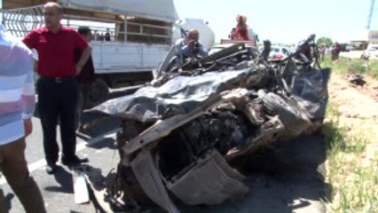 Tanker Ile Otomobil Çarpıştı: 2 Ölü, 1 Yaralı (2)