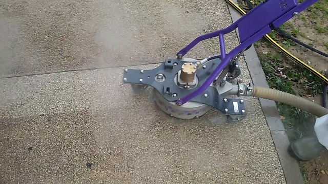 hydrogomage : nettoyage haute pression béton désactivé par Aquaprovence