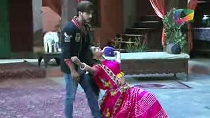 Rangeela and Shivani's SECRET TALKS - Maldawli's DREAM Romance - Ghulaam - Life Ok
