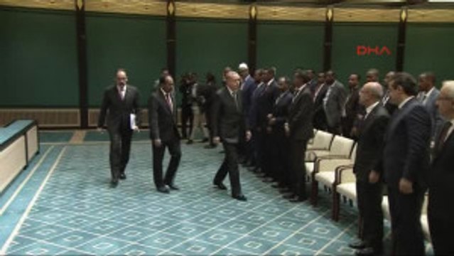 Erdoğan: Terör Ile Mücadelede Somali'nin Asker, Polis Yetişmiş Kadroya da Ihtiyacı Var