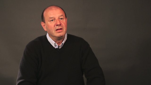 Rugby - Top 14 : «Les ouvriers du Stade Français face à la grande entreprise du Racing»