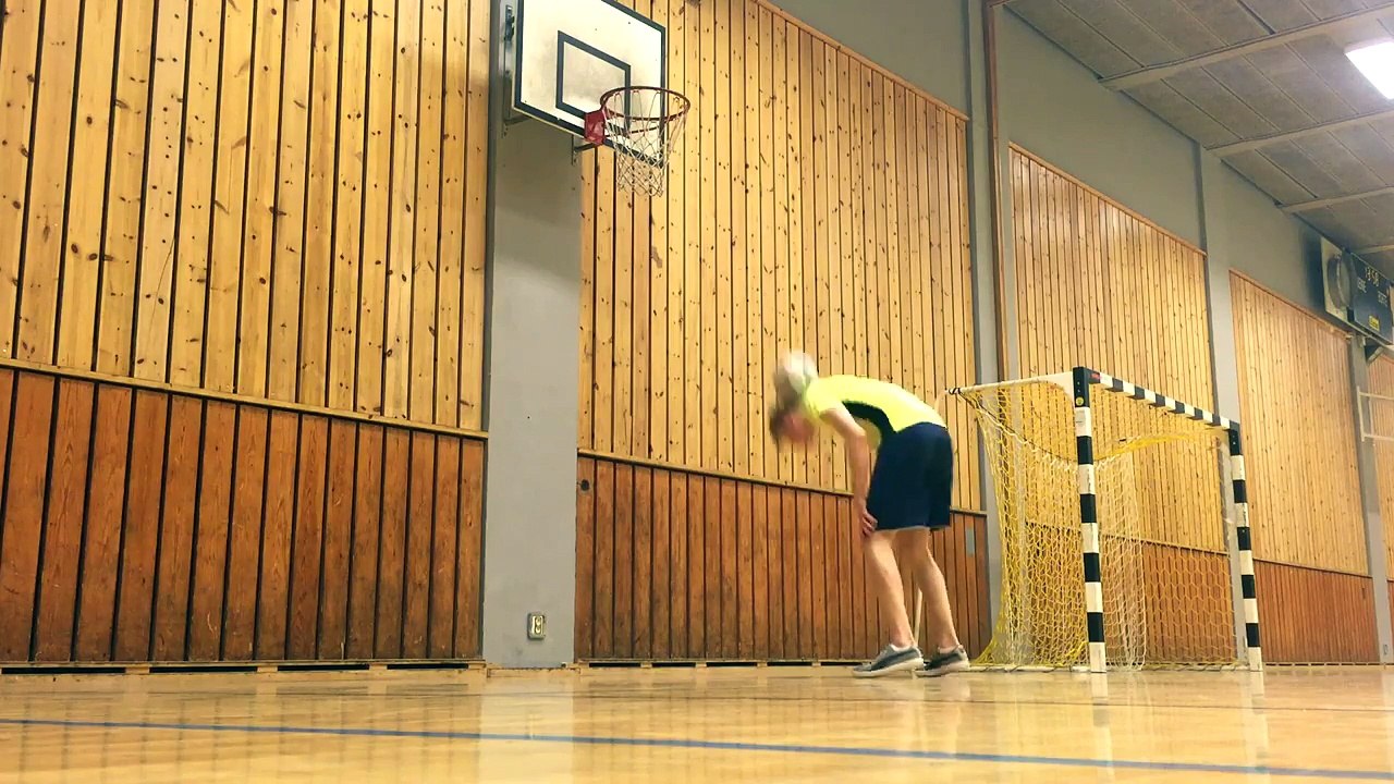 Trickshot basketball