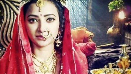 Chandra Nandni- Helena blackmails Chandra to stand against Chankaya