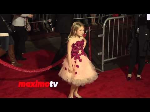 Erin Gerasimovich Delivery Man Premiere Red Carpet Arrivals at El Capitan Theater