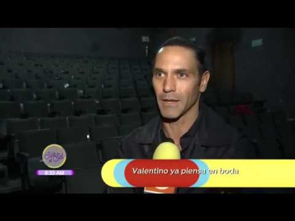 Sale el Sol: Valentino Lanus vuelve por fin al teatro