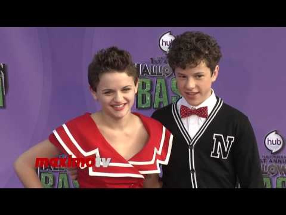 Joey King & Nolan Gould - Hub Network's First Annual Halloween Bash - Purple Carpet Arrivals