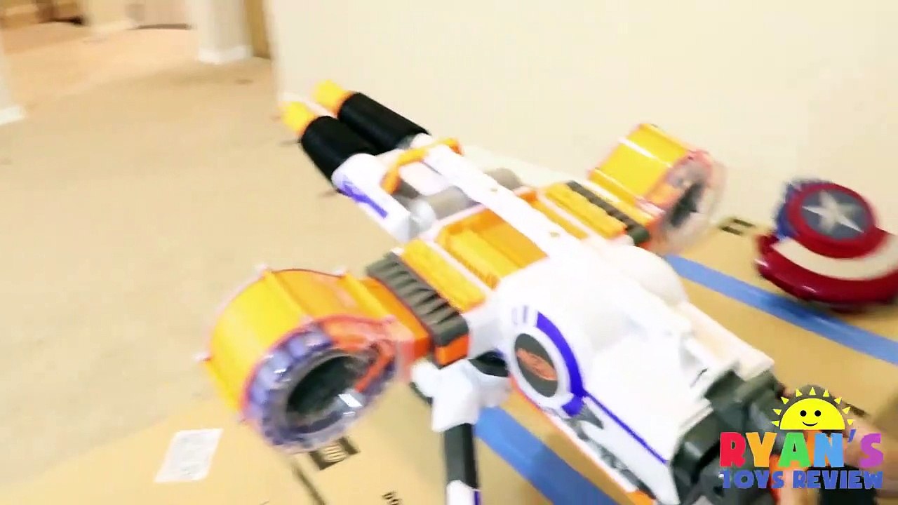 Nerf Gun War Kid vs Daddy! Protect the Fort! Family Fun Playtime with Ryan ToysReview-8zj5a2