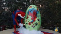 SPIDERMAN GIANT EGG SURPRISE TOYS for Kids w_ Spidey IRL Bubbles Gross Slime Christmas Toys Unboxing-8Zjug_A