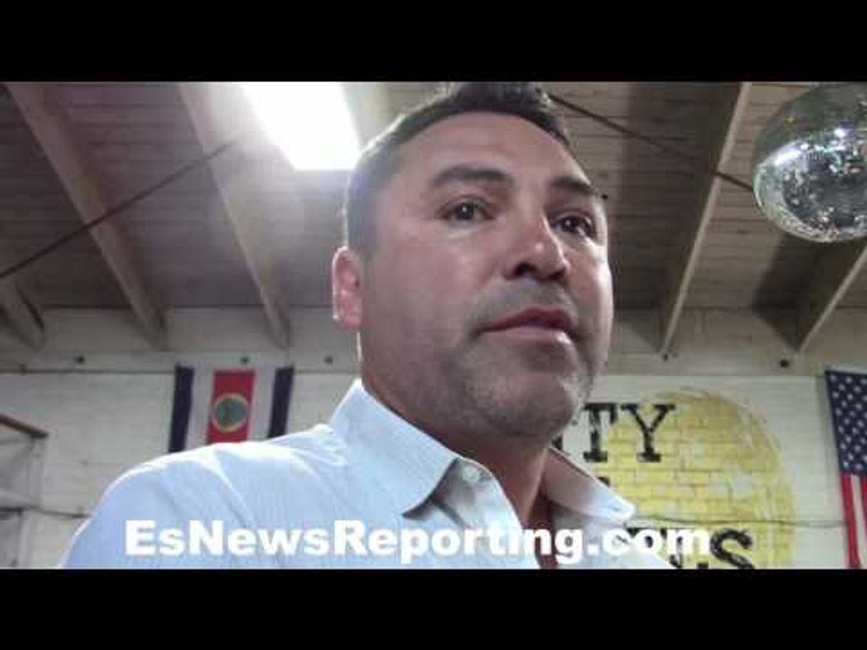 Oscar Dela Hoya:" Happy b-day Roger Mayweather!" - EsNews Boxing