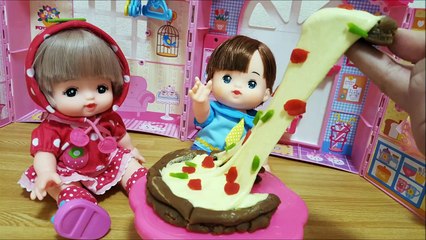 メルちゃん スライムピザ作ったよ！あおくんが食べてくれたよ！ ❤ おままごと お世話 ごっこ トイキッズ おもちゃ アニメ キッズ ごっこ遊び 子供向け 動画 Toy
