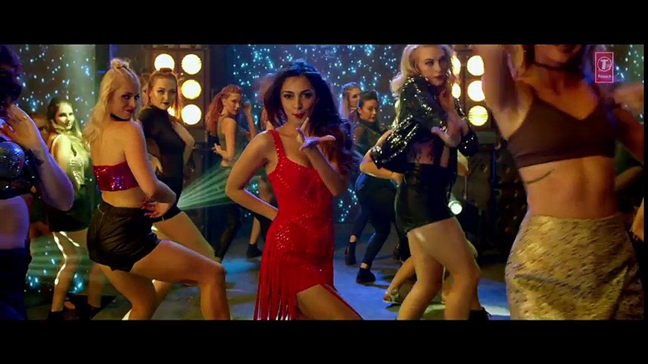Tu Cheez Badi Hai Mast -Full Video Song