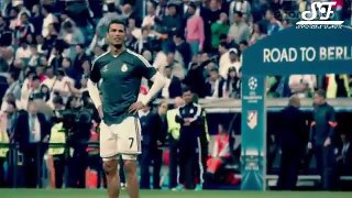 Cristiano ronaldo gives kid his shirt