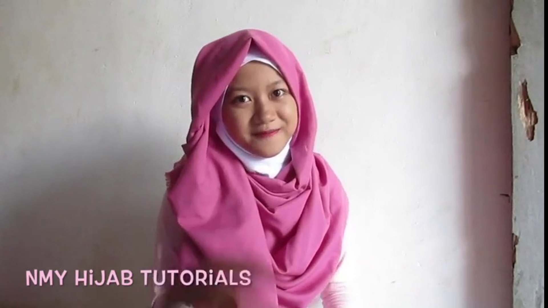 Tutorial Hijab Pashmina Rawis Simple