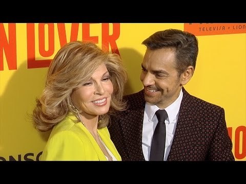 Raquel Welch and Eugenio Derbez How to Be a Latin Lover Los Angeles Premiere