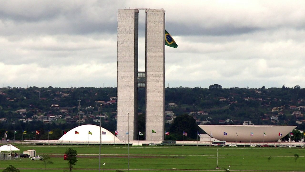 Câmara aprova texto-base da reforma trabalhista