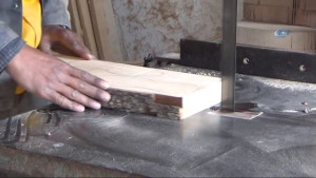 Takunyalar Tekrar Revaçta...dedesinden Kalan Atölyede Takunya Üretiyor