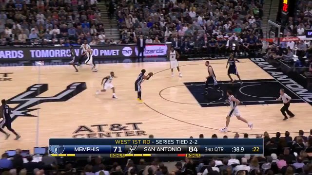 Mike Conley SNEAKS THROUGH the Spurs DEFENSE for the LAY IN!