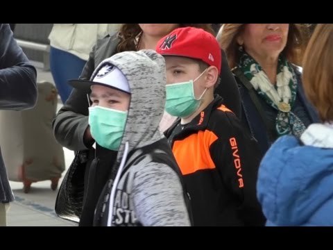Napoli - Unitalsi accompagna bimbi malati e disabili a Lourdes (26.04.17)