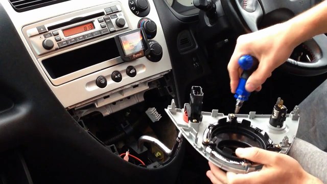 How To Replace a Shifter Boot - Honda Civic (Type R)