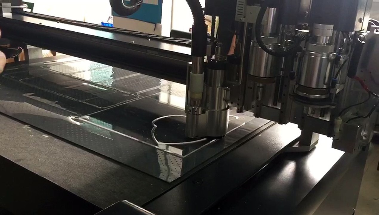 aokecut@163.com Perspex plexiglass cutting machine