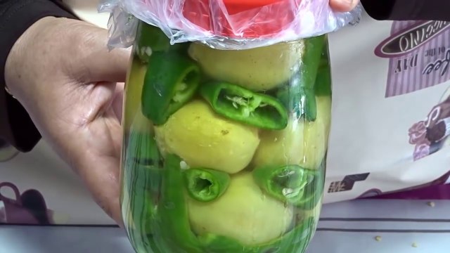 طريقة عمل مخلل الليمون - المطبخ التونسي - Tunisian Cuisine Zakia‬‎ - YouTube