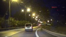 Adana Çaldıkları Motosikletleri Sürükleyerek Götürünce Yakalandılar