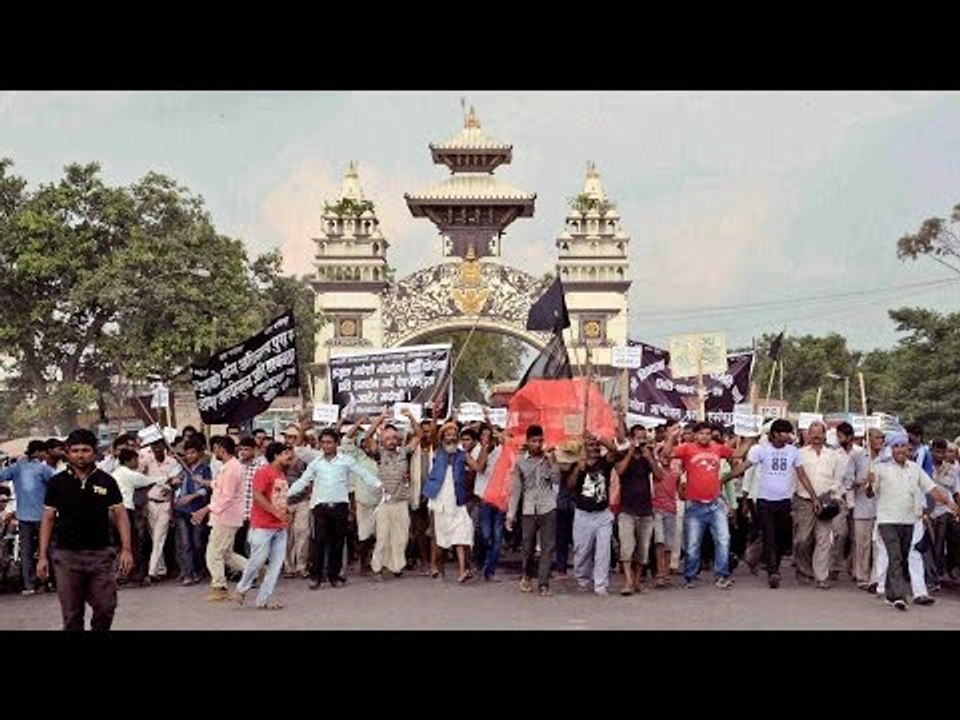 Nepal ends constitutional logjam, India welcomes move
