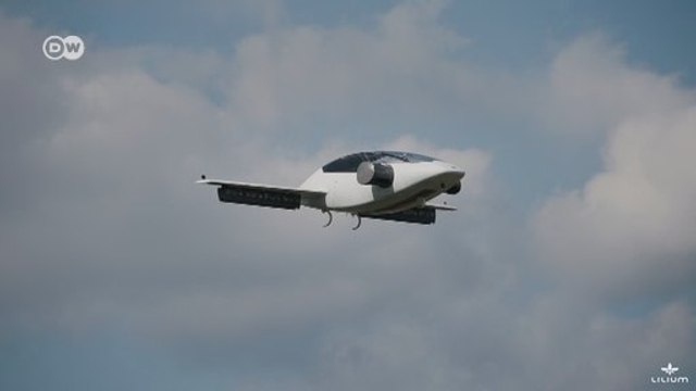 Alman bilim insanları uçan taksi üretti