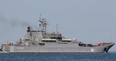 Son Dakika! Karadeniz'de Rus Savaş Gemisi ile Kargo Gemisi Çarpıştı