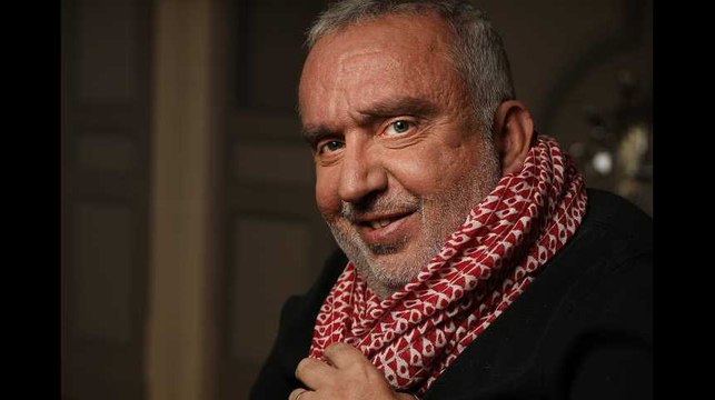 Dominique Farrugia atteint d’une sclérose en plaques : Je déconne avec ça !