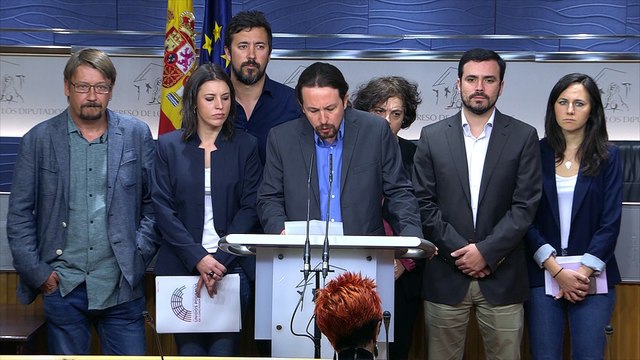Iglesias impulsa una moción de censura contra Rajoy
