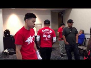 Descargar video: Goldenboy boxing stars came to support boxing prospect Adan Ochoa - EsNews boxing