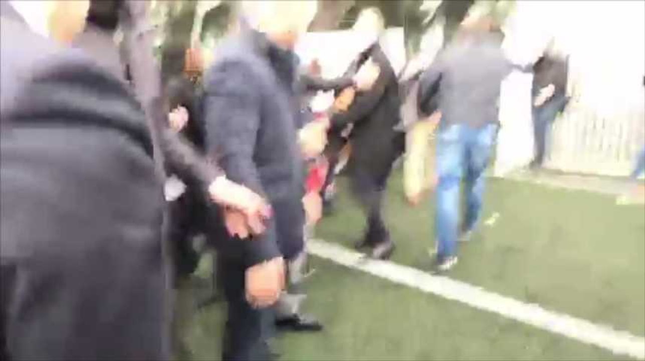 Macron marque un point (au penalty)
