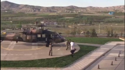 Yılanın Isırdığı Genç Kız Askeri Helikopterle Hastaneye Kaldırıldı