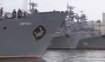 Военный корабль ЧФ РФ 'Лиман' выходит в море