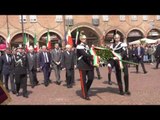 Carpi - Mattarella depone una corona di alloro presso il Monumento ai Caduti (25.04.17)