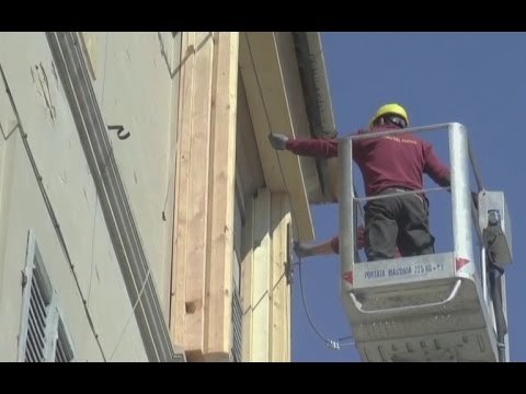 Loro Piceno (MC) - Terremoto, messa in sicurezza palazzina (27.04.17)