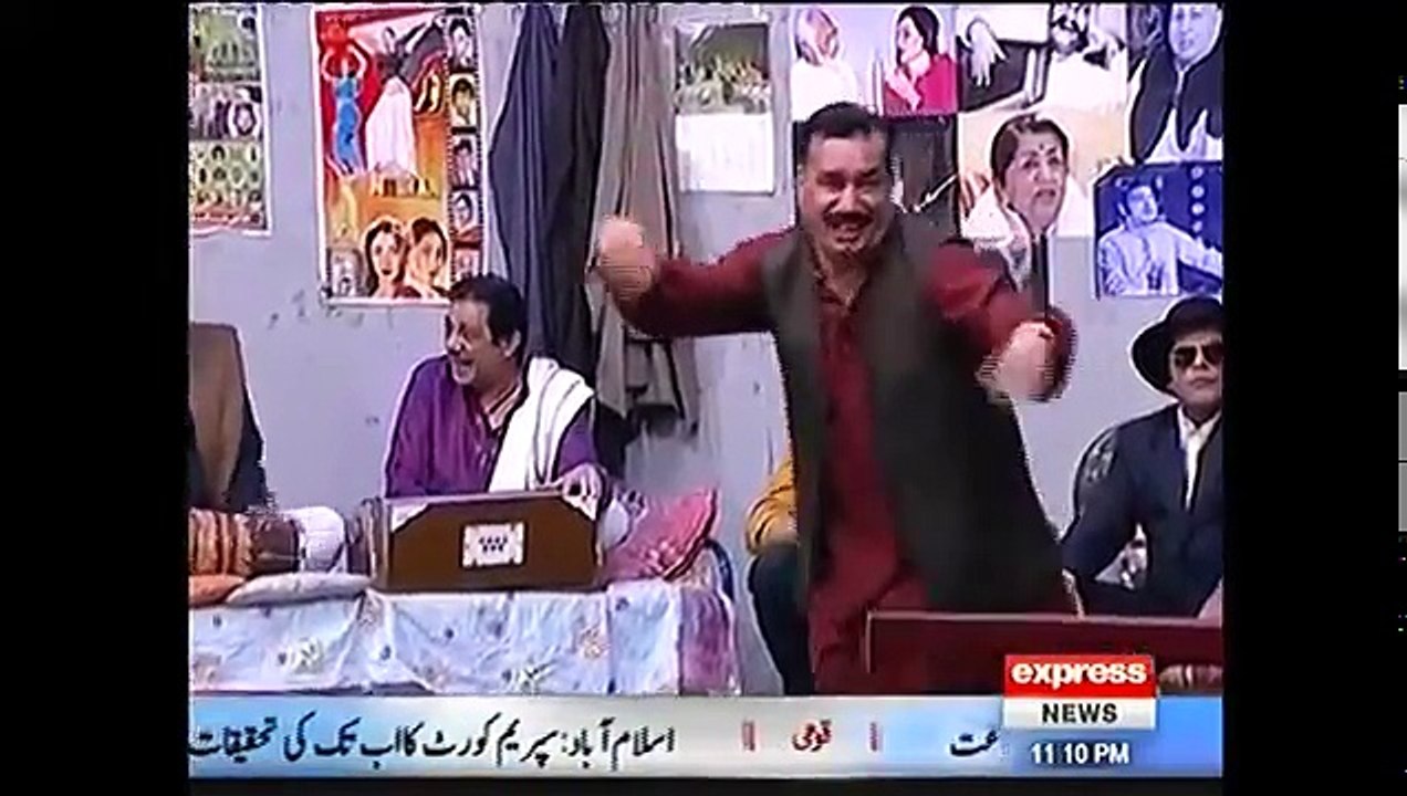 Khabardar with Aftab Iqbal 27 April 2017 - Express News