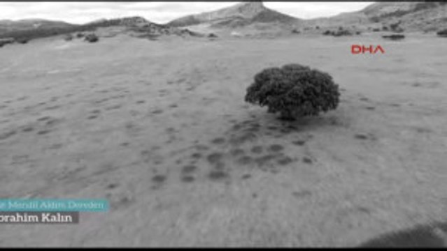 Cumhurbaşkanı Sözcüsü Kalın Bir Mendil Aldım Dereden Türküsünü Seslendirdi