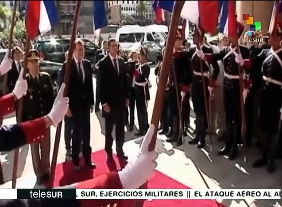 Uruguayos abuchean a Mariano Rajoy a su llegada a Montevideo