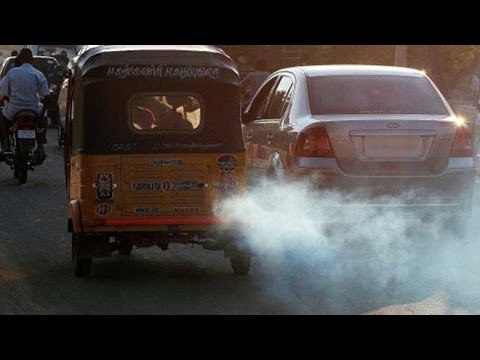 Delhi pollution reaches dangerous levels, people advised to stay at home