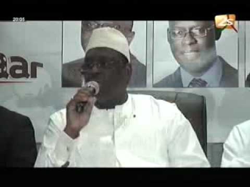 Le Président Macky Sall Répond à Me Wade