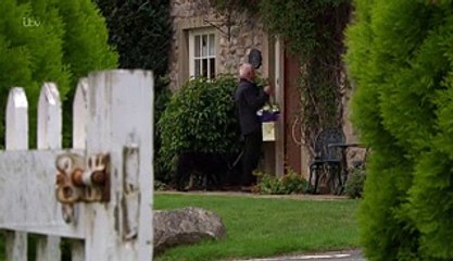 Emmerdale 17th November 2016 Part 2_3
