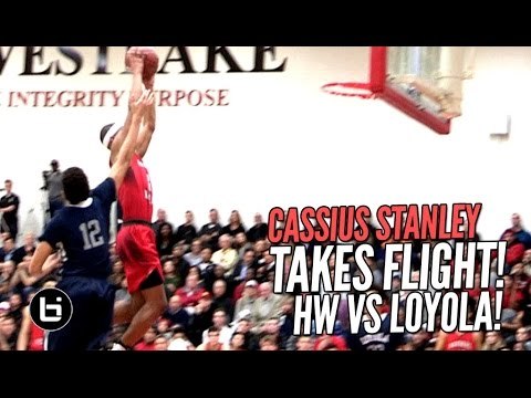 Cassius Stanley DUNKS From Step Inside FREETHROW Line! HW vs Loyola Full Highlights!