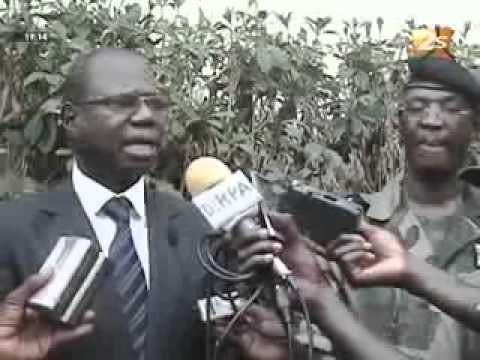 Le Ministre des Forces armées visite les points chauds de la casamance