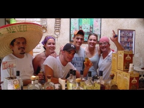 Hay casi UN MILLÓN de estadounidenses indocumentados en México.