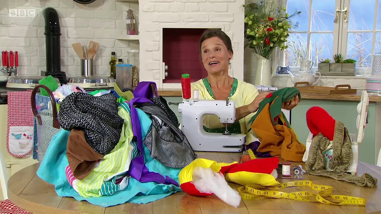 Grandpa In My Pocket - S4E12. Mistress Smiley's Medieval Fairground Fun